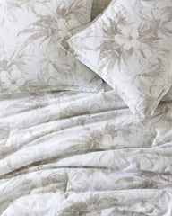 Beachway Blooms 3-Piece Full/Queen Comforter Set