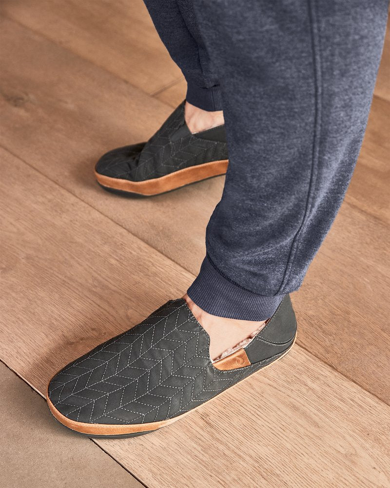 OluKai® Hanohano Slippers