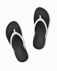 OluKai® Puawe Sandals