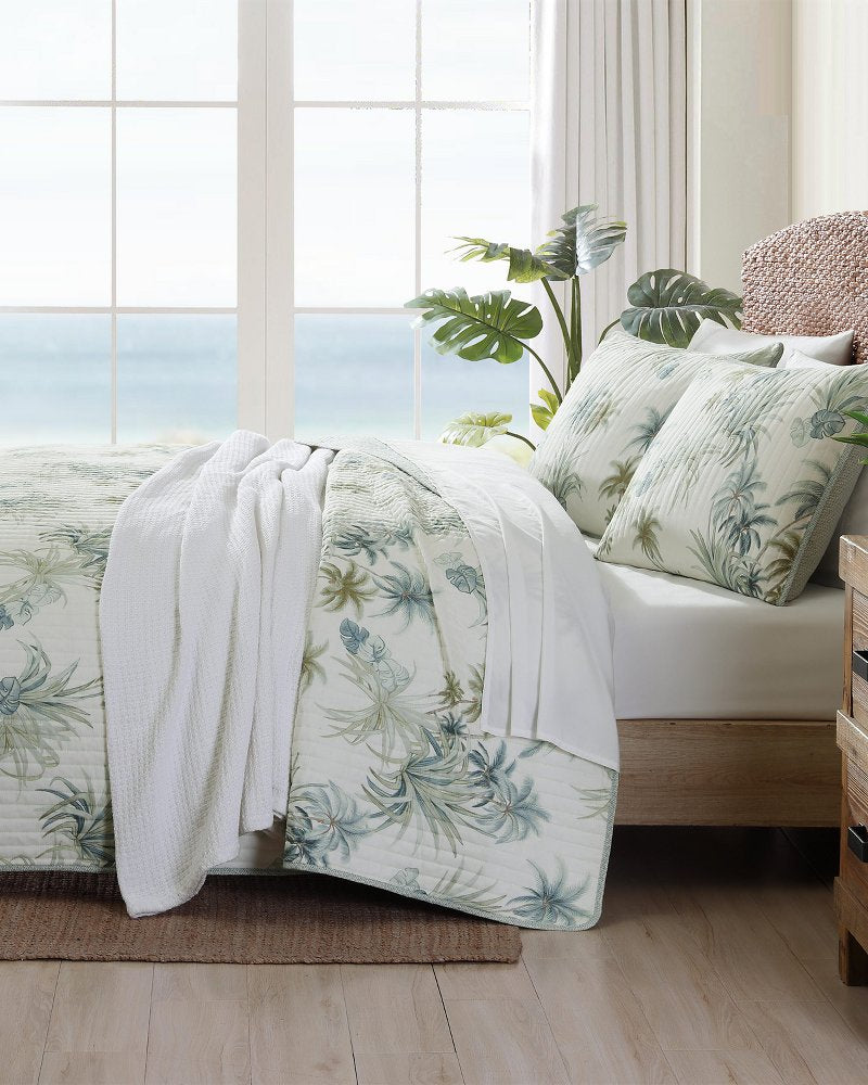 Serenity Palms Twin Quilt