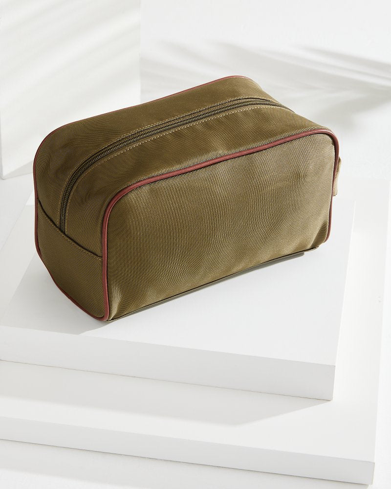 Tommy Bahama Nylon Toiletry Bag