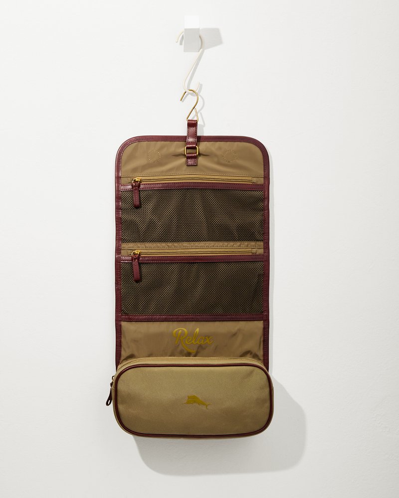 Tommy Bahama Nylon Hanging Dopp Kit