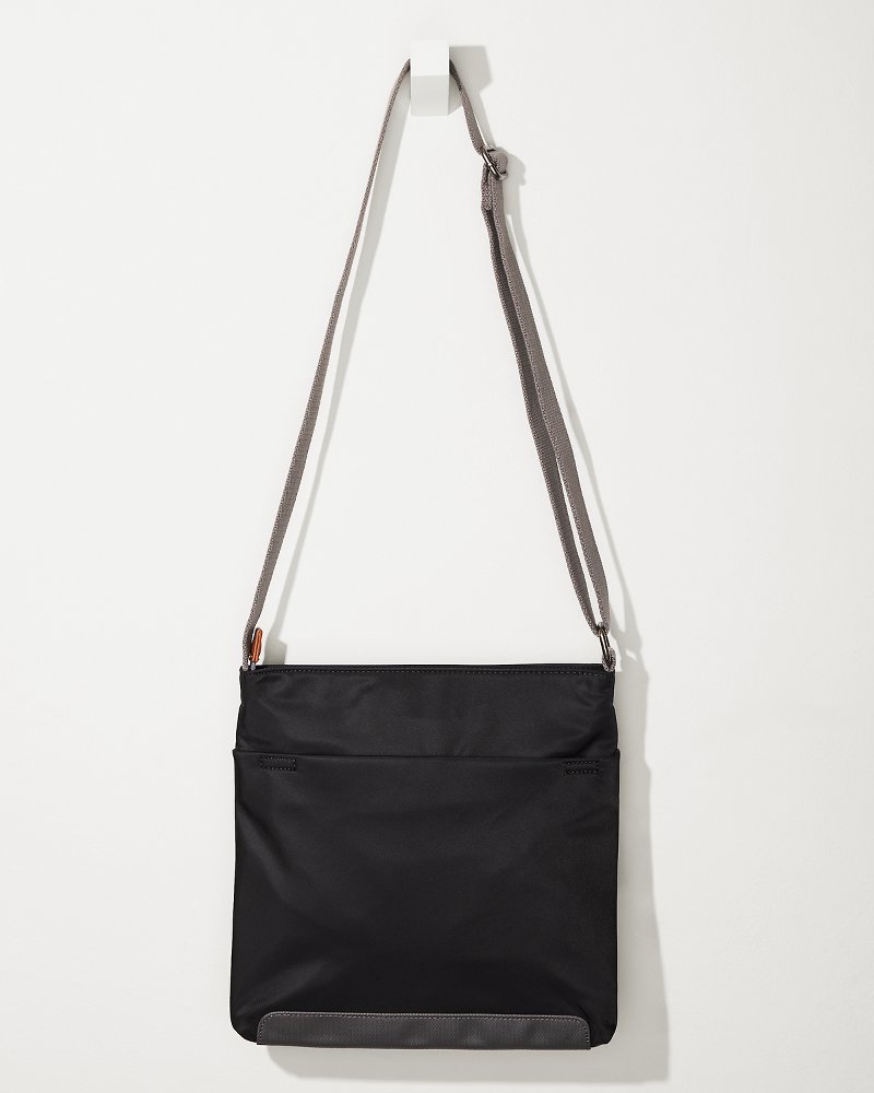 Kennington Black Crossbody