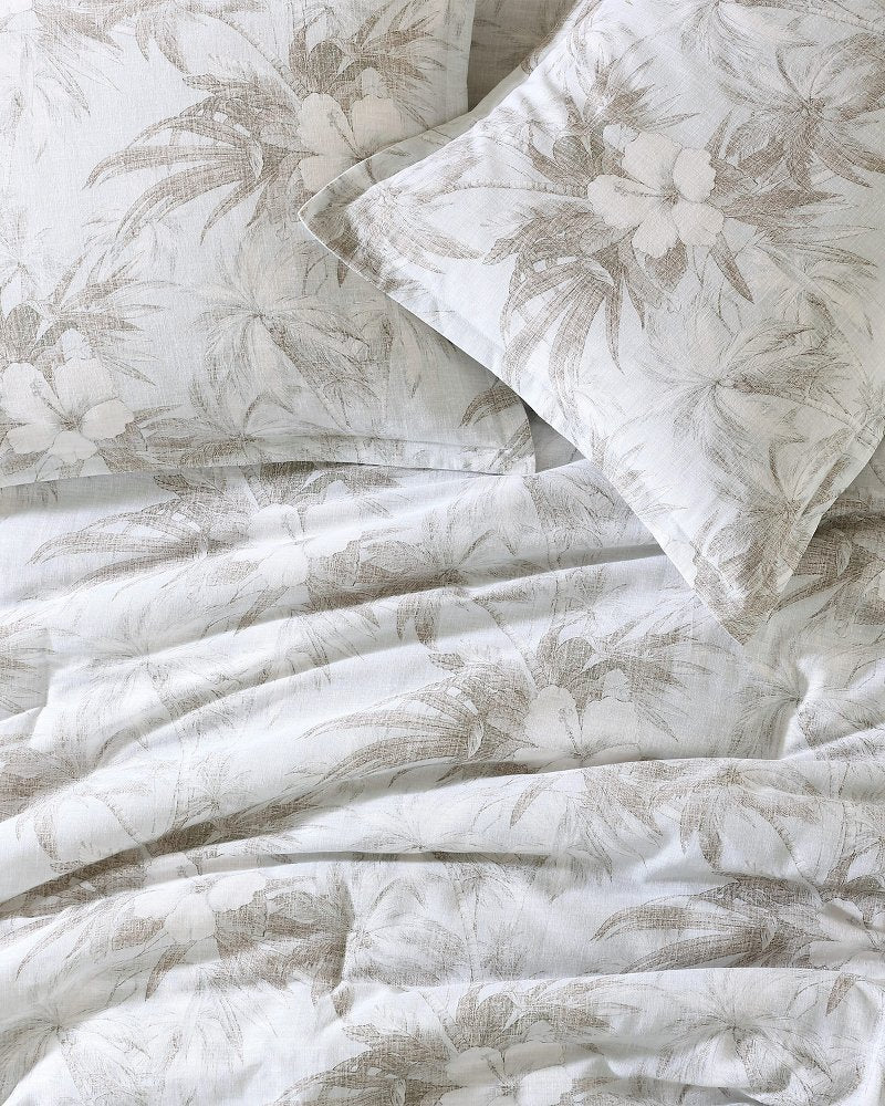 Beachway Blooms 3-Piece Full/Queen Comforter Set
