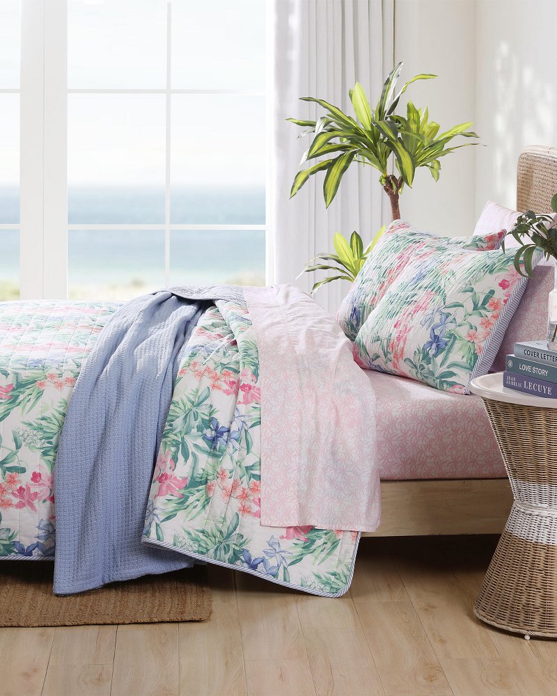 Island Orchid Reversible 3-Piece King Quilt Set
