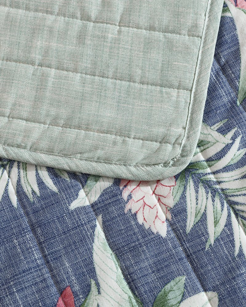 Floral Enchantment Reversible 3-Piece Full/Queen Quilt Set