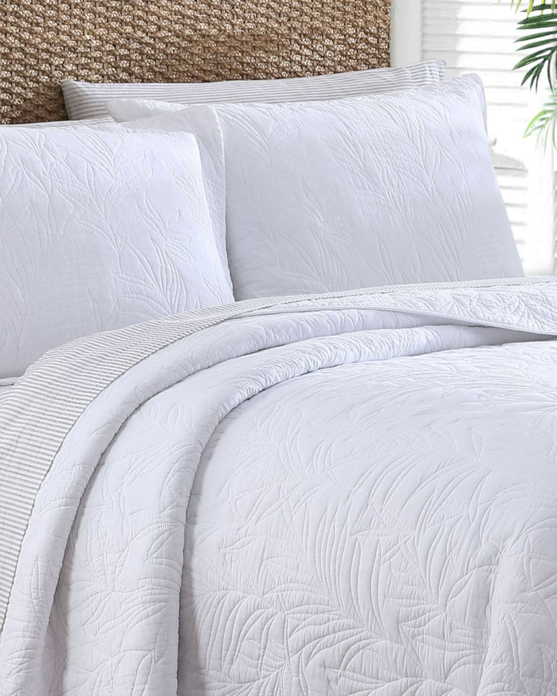 Solid Costa Sera Twin Quilt