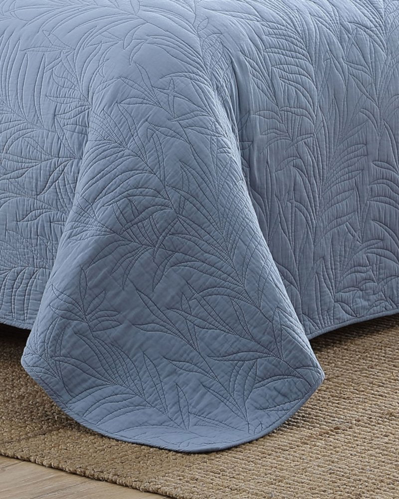 Solid Costa Sera Twin Quilt