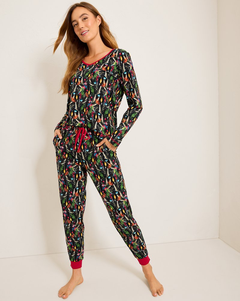 Holiday Parrot V-Neck & Pants Family Pajama Set