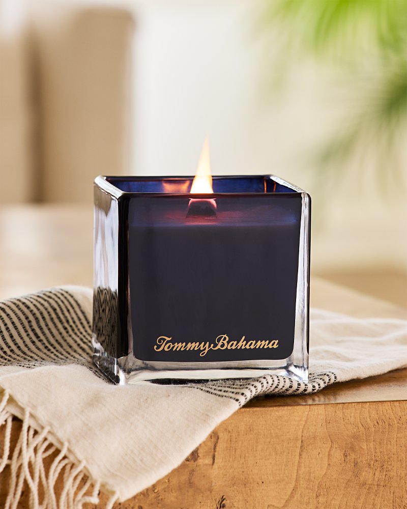 Island Blend 17.5-oz. Boxed Glass Candle