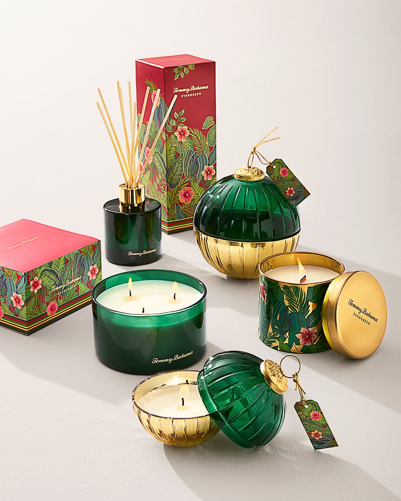 Evergreen 8.5-oz. Etched Ornament Candle
